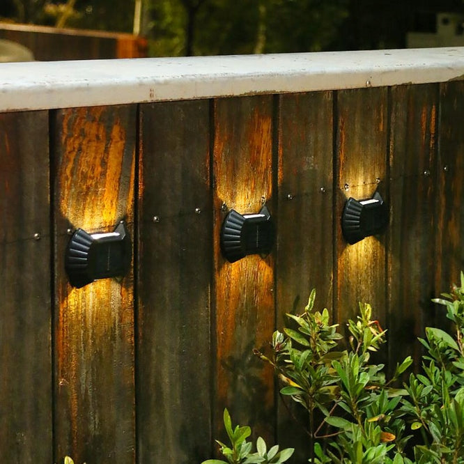 Solarne zidne/fasadne lampe (4 komada)